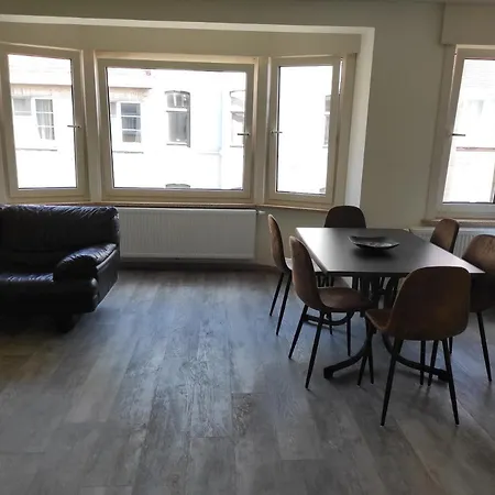 Daire De Zandparel *