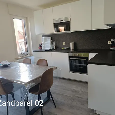 Daire De Zandparel *